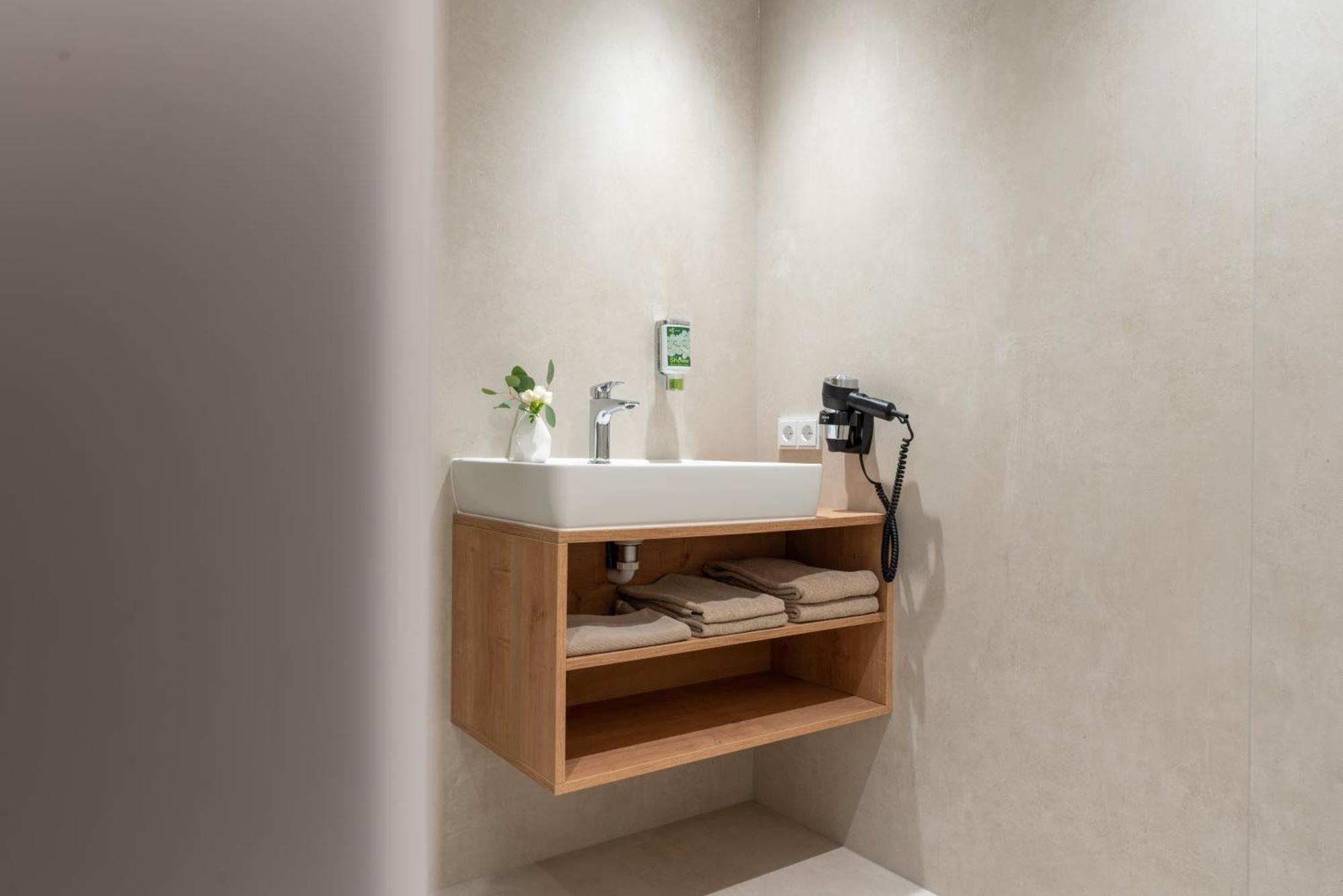 Eee Hotel Eberstalzell Luaran gambar