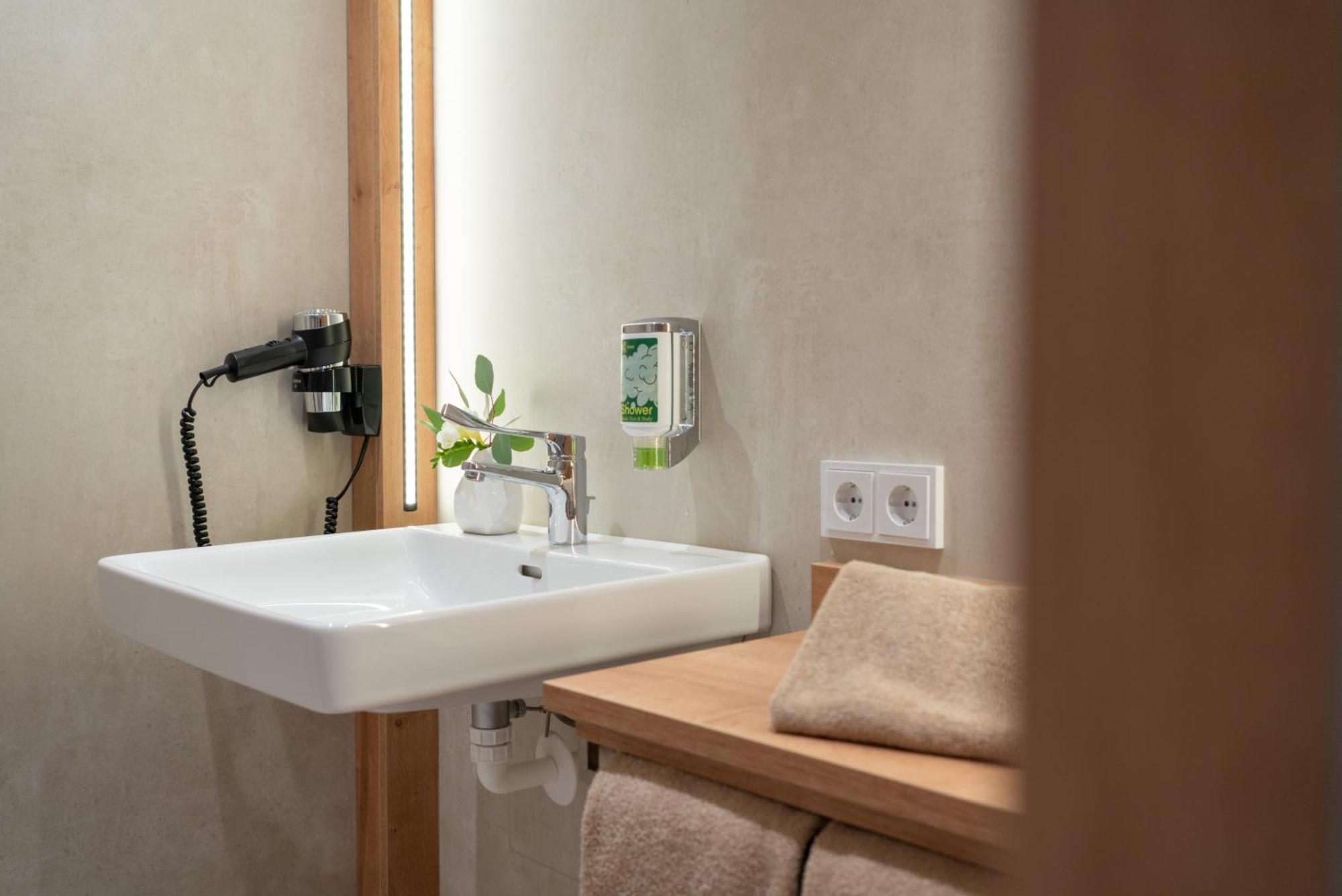 Eee Hotel Eberstalzell Luaran gambar