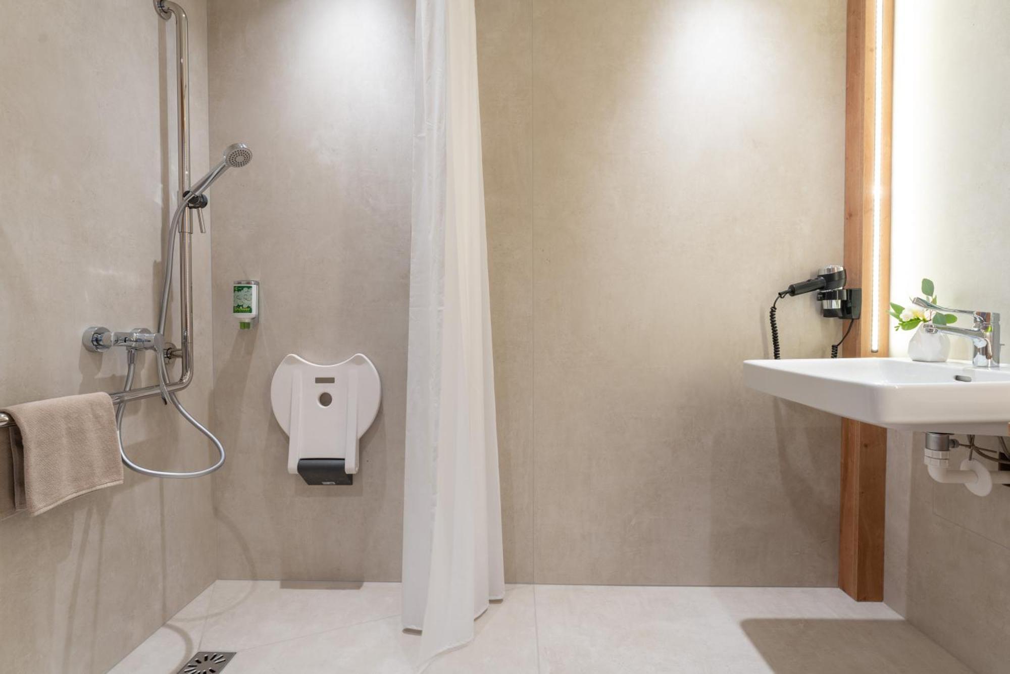 Eee Hotel Eberstalzell Luaran gambar